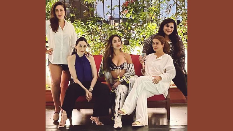 Kareena Kapoor Khan, Malaika Arora, Karisma Kapoor Enjoy Weekend in Style (View Pic)