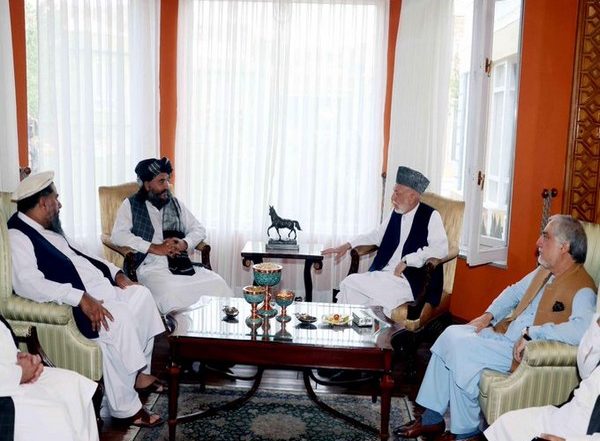 World News | In Bid to Gain International Recognition, Taliban Attempt to Crack Deal with Former Afghan Politicians