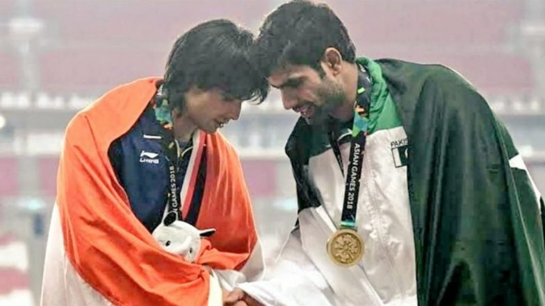 Did Arshad Nadeem Take Away Neeraj Chopra’s Javelin During Tokyo Olympics 2020? (Watch Video)