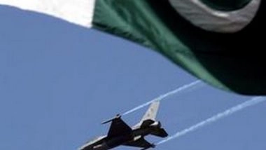 World News | Pakistan Trainer Aircraft Crashes in Punjab Province