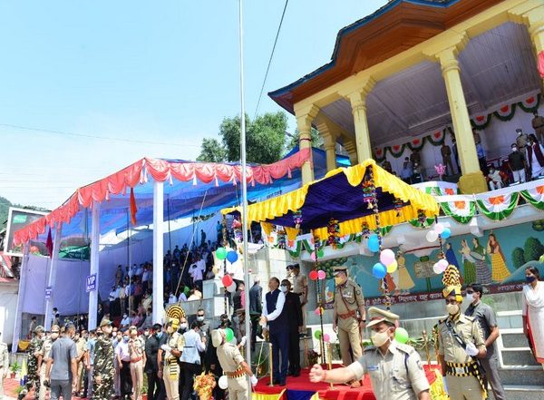 India News | Himachal CM Hoists National Flag at Mandi on Independence Day