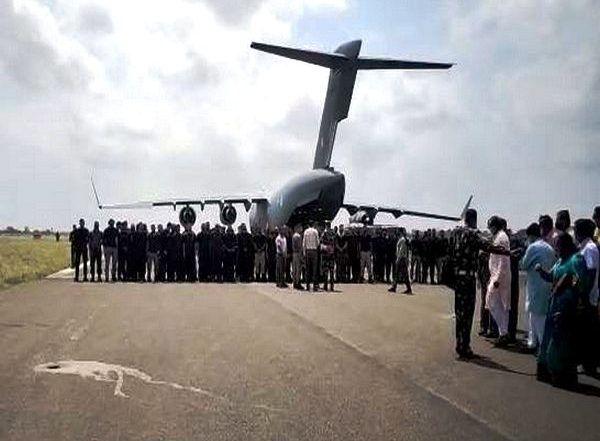 India News | Days Before Taliban Capture, IAF Evacuated Around 50 Indians from Mazar-e-Sharif
