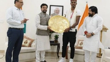 Sports News | Tokyo Paralympics: Sports Minister Anurag Thakur Felicitates Silver Medallist Nishad Kumar