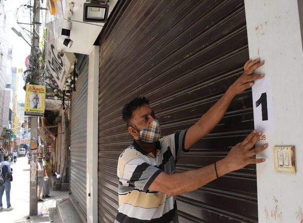 Bihar Unlock: Nitish Kumar Govt Eases COVID-19 Restrictions, Cinema Halls to Open With 50% Capacity; Check Details