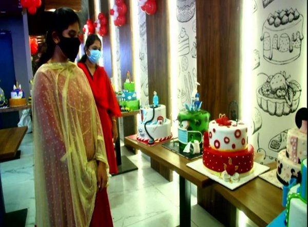 India News | With Cakes, Tamil Nadu's Coimbatore  Raises  COVID Awareness