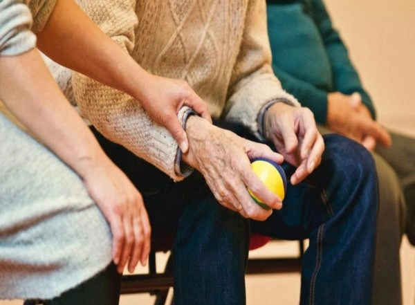 Health News | Cancer Survivors May Experience Ageing Sooner: Study