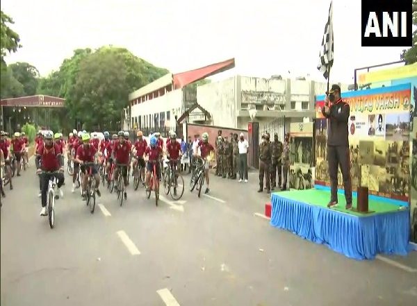 Swarnim Vijay Varsh 2021 Celebrations: Indian Air Force Organises Cyclothon To Mark 50 Years of 1971 War