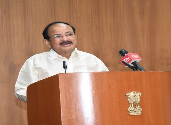 India News | Vice President Naidu Greets People on Eve of Parsi New Year-Navroz