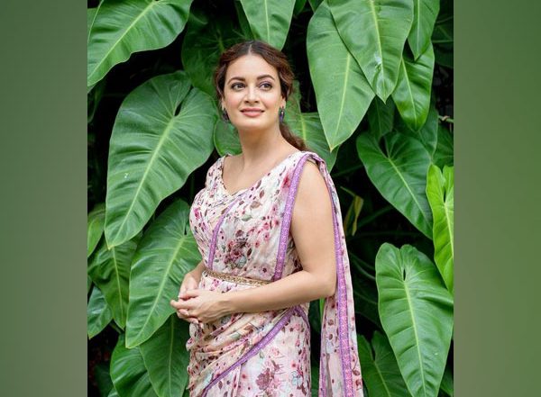 Entertainment News | Independence Day: Dia Mirza Gives Glimpse of Her Son Waving National Flag