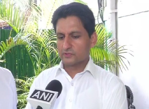 India News | Deependra Singh Hooda Gives Suspension of Business Notice in RS to Discuss Farmers' Agitation