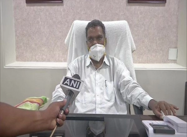 India News | Jharkhand: Police Lathi-charge Girl Students Protesting at Dhanbad; Enquiry Constituted