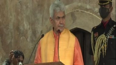 India News | L-G Manoj Sinha Hoists 100-ft Tall Tricolour at Hari Parbat Fort in Srinagar