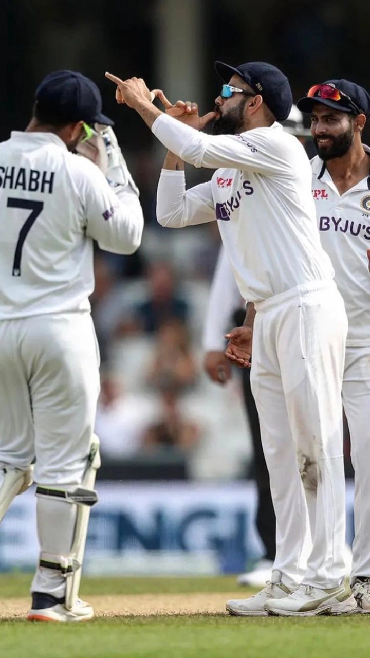 India&rsquo;s Oval Test Match Victory Pictures: Have a Look at Virat Kohli and Team Celebrating in Style