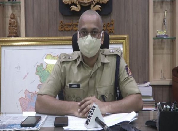 India News | Karnataka: Over 30 Stray Dogs Buried Alive in Shivamogga Village, Gram Panchayat Members Booked