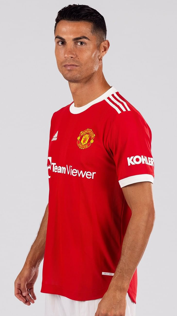 New Cristiano Ronaldo? Manchester United to hand iconic 'Number 7' jersey  to this star - myKhel