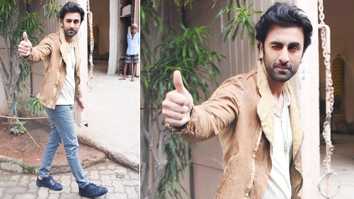 Ranbir Kapoor Birthday: The Poster Boy for Casual Fashion, His Styling is  Simple and Fuss-Free (View Pics)