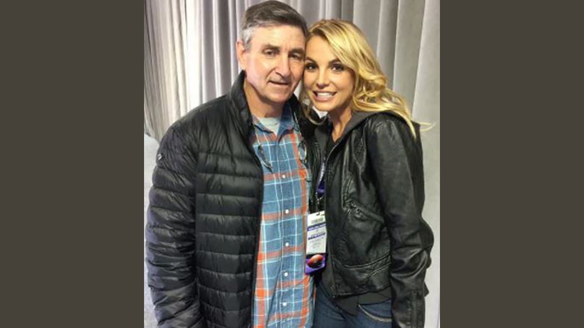 Britney Spears’ Father Files Petition To End Conservatorship