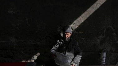 World News | Afghan Newspapers Go Online Due to Financial Crisis, Lack of Information Under Taliban