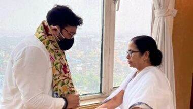 Babul Supriyo Meets West Bengal CM Mamata Banerjee After Joining TMC, Tweets New Profile Pic With Party Chief