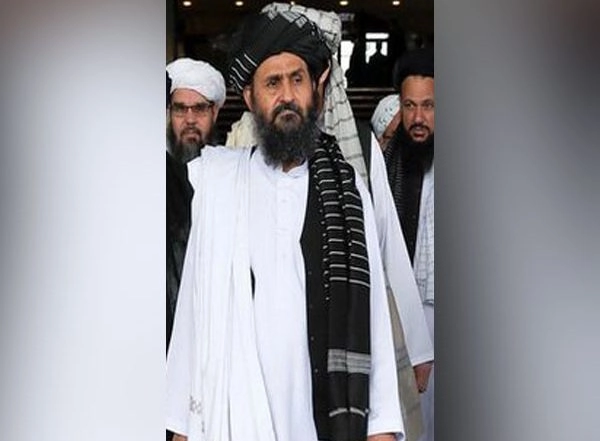 World News | Ex-Afghan Legislator Says Pakistan's Spy Agency Chief in Kabul to Ensure Haqqanis Lead New Govt
