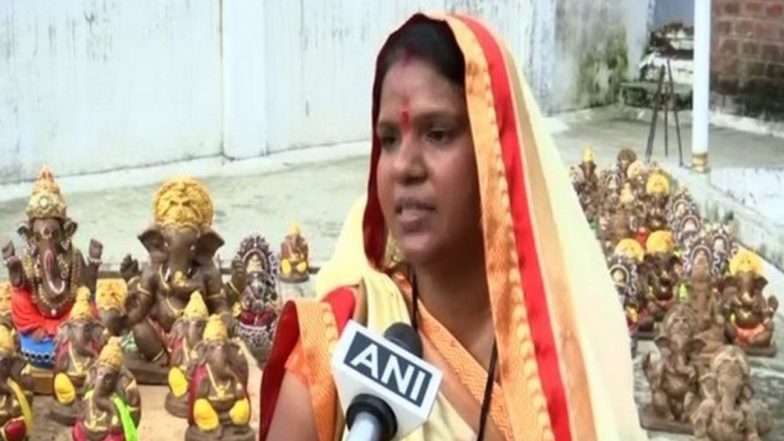 Ganesh Chaturthi 2021: Eco-Friendly Ganesha Idols Made from Cow Dung by Bhopal Artisan Kanta Yadav in Great Demand