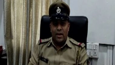 India News | 9 Held for Duping Teacher of His Money in Gujarat's Vadodara