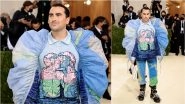 Dan Levy Makes Met Gala Debut in Outfit Featuring Pic of Two Men Kissing, Netizens Hail &lsquo;Schitt&rsquo;s Creek&rsquo; Star for Supporting LGBTQ Community
