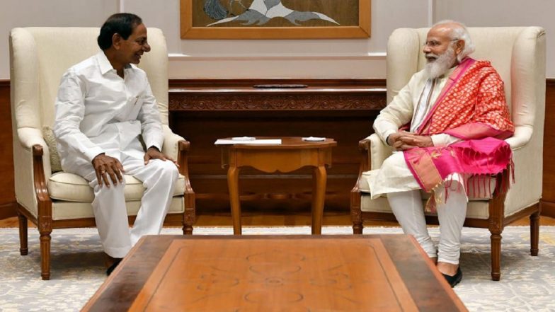 PM Narendra Modi Assures K Chandrasekhar Rao of Land Allotment for Construction of ‘Telangana Bhavan’ in Delhi