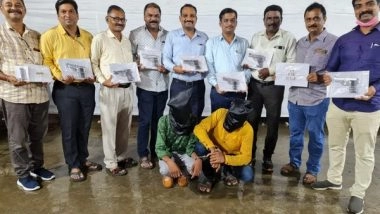 India News | Two Held for Possession of Weapons from Mumbai's Dadar