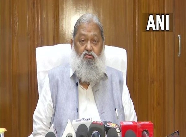 Kisan Mahapanchayat in Karnal: Farmers Allowed to Protest But Peacefully, Says Haryana Home Minister Anil Vij