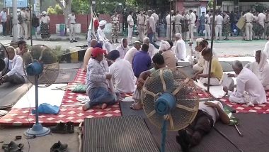 Farmers Protest: Mobile Internet, SMS Services Suspended in Karnal District by Haryana Govt