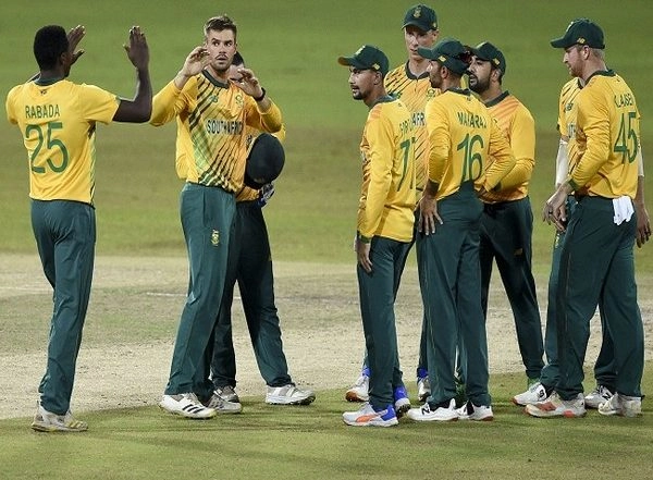 Sports News | Markram, Shamsi Star as South Africa Thrash Sri Lanka to Clinch T20I Series