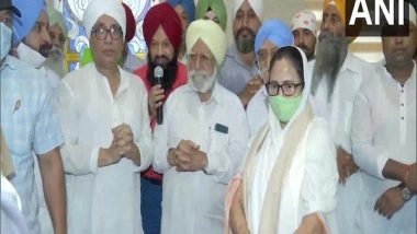India News | Bhabanipur By-poll: Mamata Banerjee Visits Gurudwara Sant Kutiya