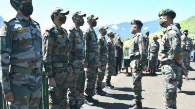 India News | Eastern Army Commander Visits Forward Areas Along LAC in Arunanchal Pradesh