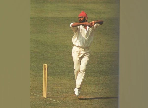 Sports News | One of the Best Bowling Actions Game Has Seen: Shastri Extends Birthday Greetings to Bishan Bedi