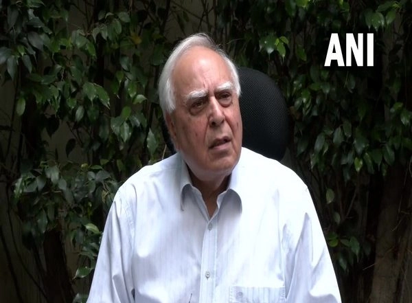 India News | Congress Devoid of President, Not Aware Who is Taking Decisions: Kapil Sibal