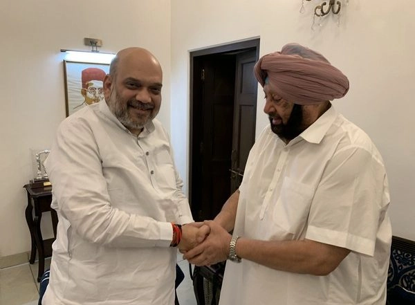India News | Amarinder Singh Meets Amit Shah, Discusses Farmers' Agitation Against Farm Laws