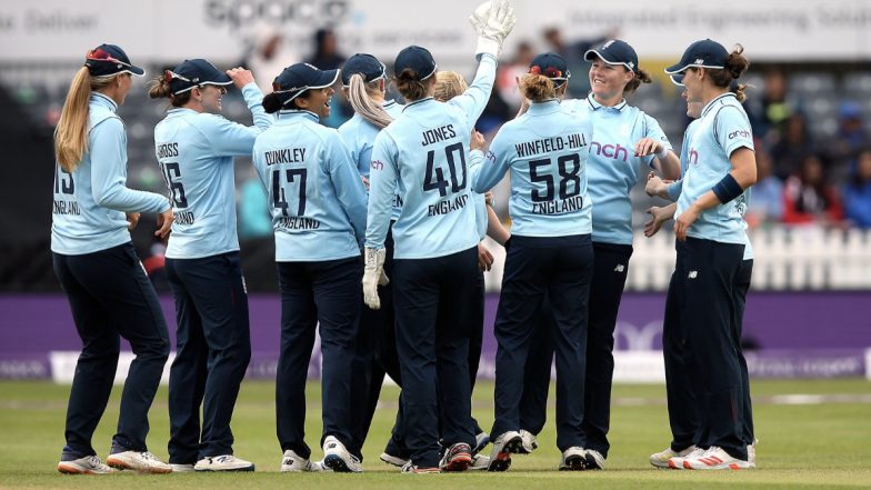 England Women vs New Zealand Women 1st ODI 2021 Live Streaming Online On FanCode: Get ENG-W vs NZ-W Cricket Match Free TV Channel and Live Telecast Details