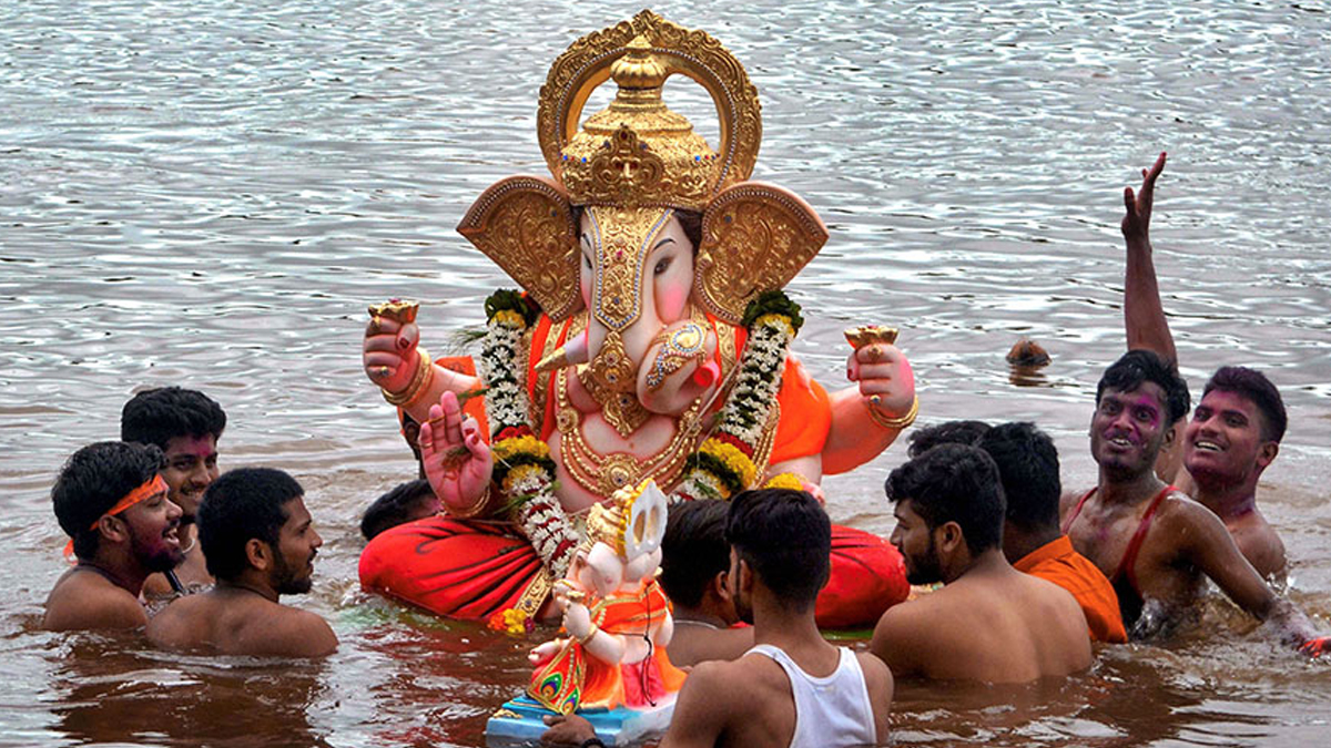 Festivals & Events News Ganesh Visarjan 2021 Slogans Here Are Anant