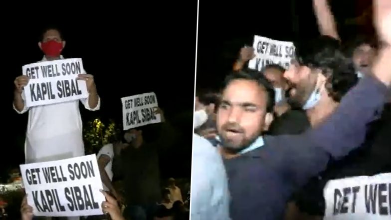 Delhi Congress Workers Protest Against Kapil Sibal Outside His Residence, Show 'Get Well Soon' Placard (Watch Video)