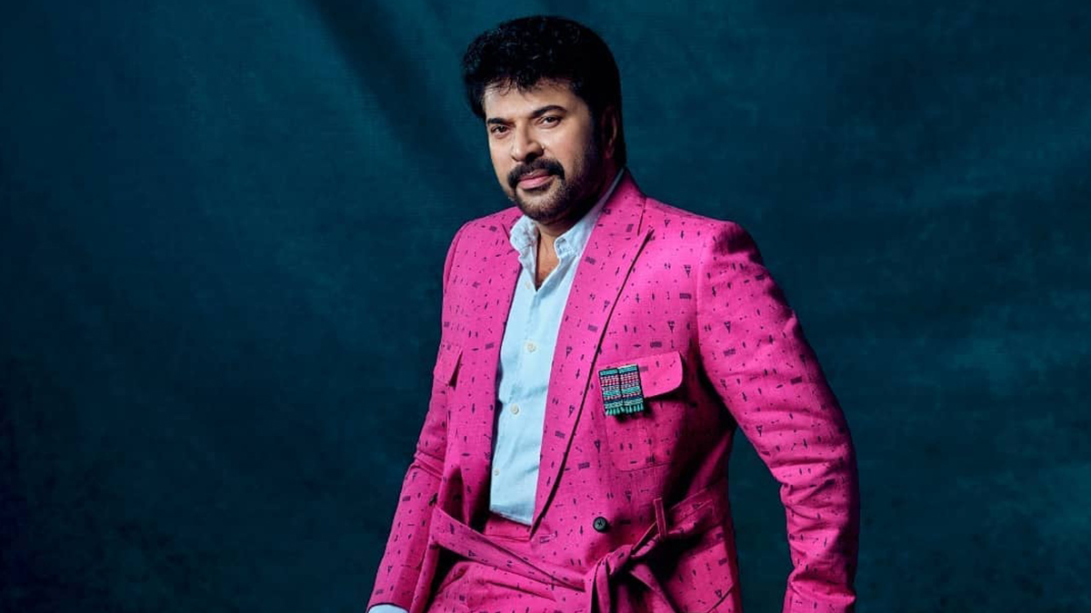 Mammootty's costume designer reveals story behind the star's viral printed  shirts, Lifestyle Fashion