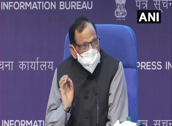 India News | Niti Aayog's Dr. VK Paul Urges People to Ensure COVID-safe Festivities This Year