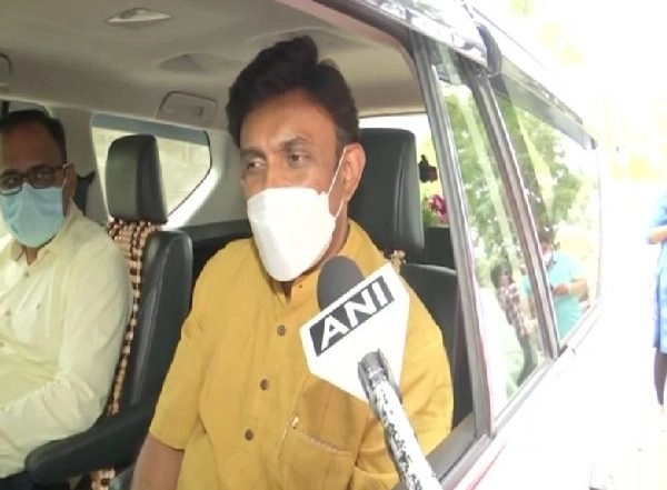 India News | Horamavu Nursing College Sealed Temporarily After Reporting 34 COVID-19 Cases: Karnataka Health Minister