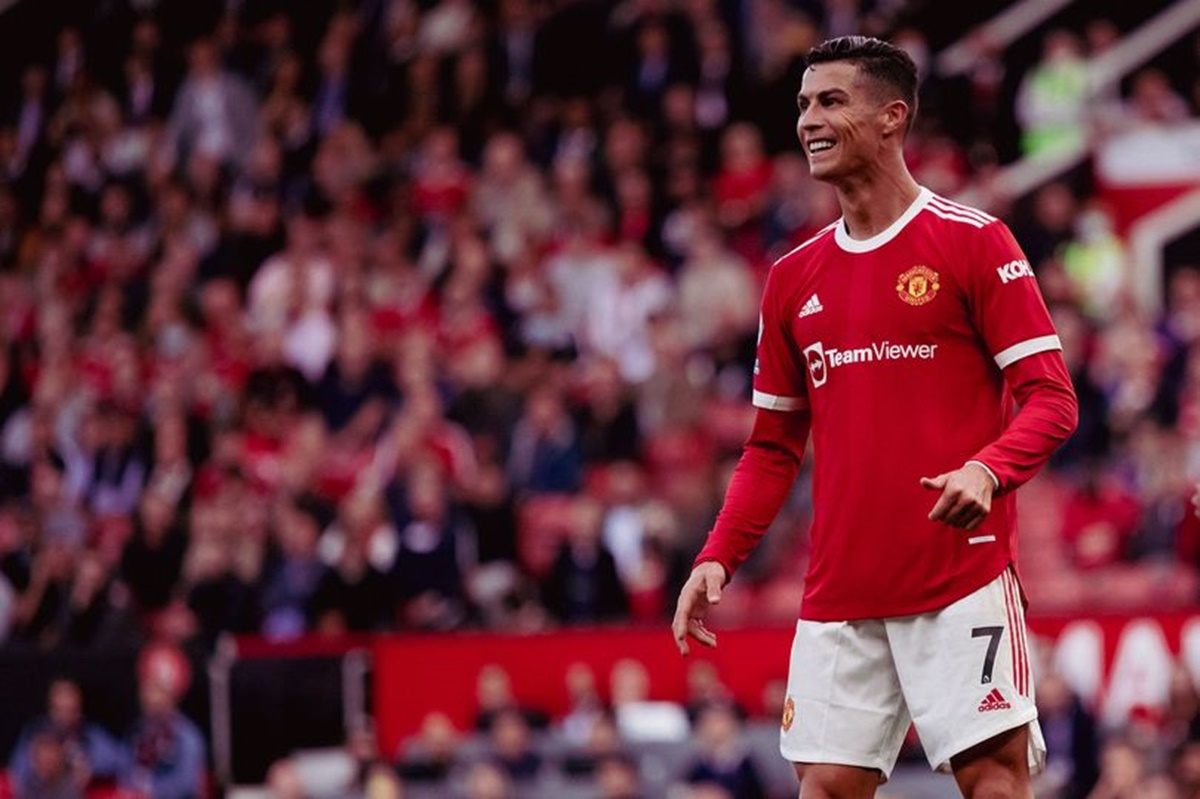 Football News Cristiano Ronaldo Missed Free-Kick Against Burnley, EPL 2021-22 (Watch Video) ⚽ LatestLY
