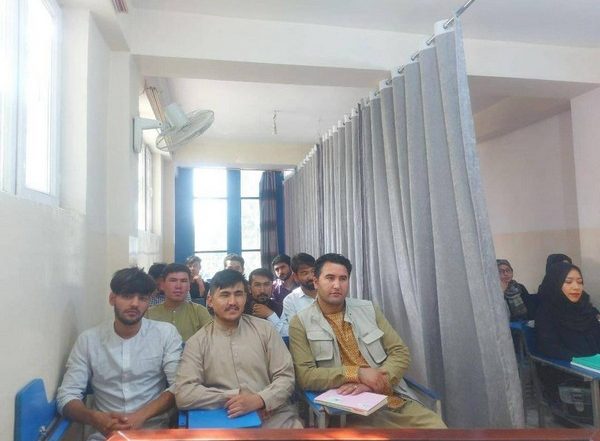 Taliban Issue New Rules for Female Students, Head Coverings Mandatory in University