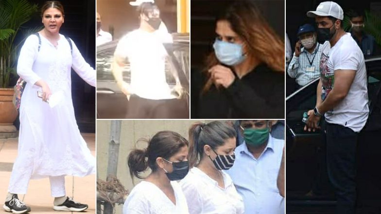 Sidharth Shukla Funeral: Rashami Desai, Asim Riaz and Other Celebs Pay Their Last Respects (View Pics and Videos)