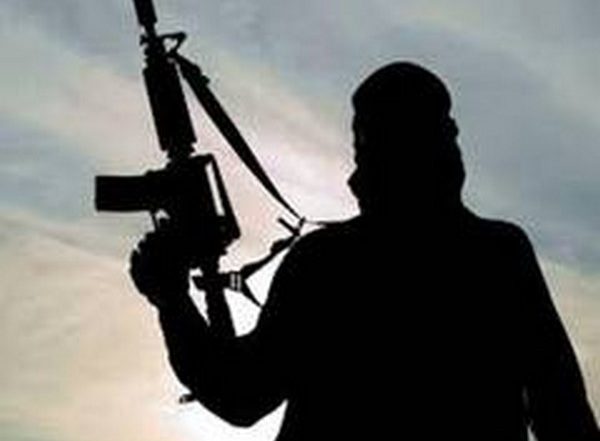 Jammu And Kashmir: Terrorists Open Fire At Policeman In Amshipora Area of Shopian District