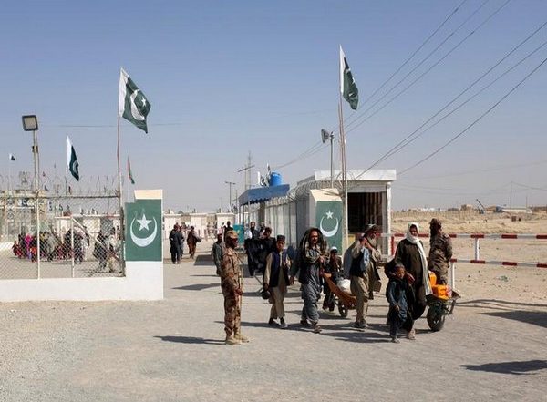 World News | Afghan Traders Blame Pakistan for Creating Problems on Chaman-Boldak Transit Route