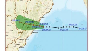 Cyclone Gulab Makes Landfall at Andhra Pradesh-Odisha Coasts, Triggers Heavy Rains Along With Strong Winds