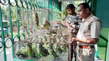 India News | Two Held with 55 Parrots in WB's Siliguri